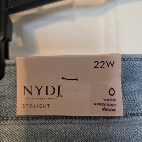 NYDJ Ankle Jeans Light Wash Size 22W Lift & Tuck MARILYN Straight Stretch NWT - Picture 6 of 9